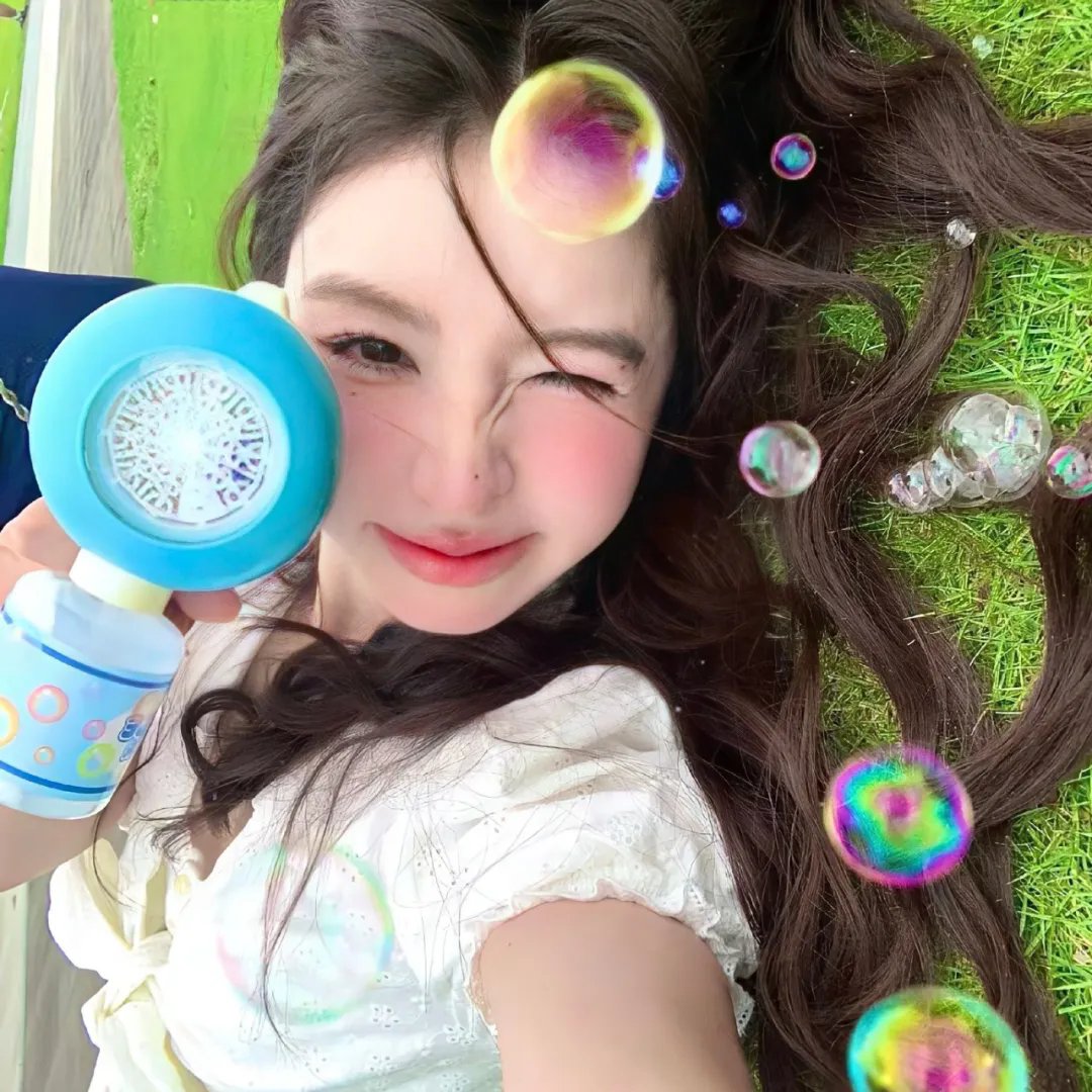 战地女护士 封面