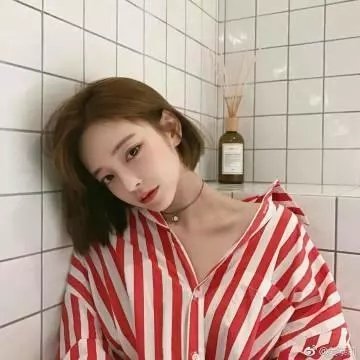 血红帽 封面